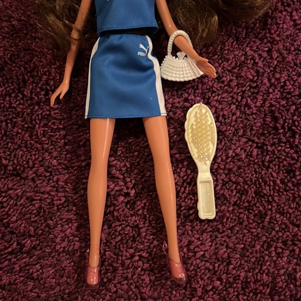 Barbie Puma Outfit Blue Top & Skirt Set Sporty Fashion Doll w/ purse & brush​ - Picture 4 of 9